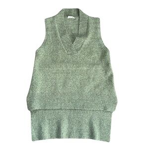 Women’s Amazon Green Long Back Knit Sweater Vest Size Small/Medium